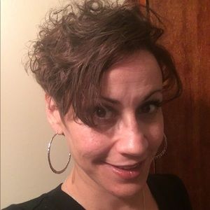 Meet your Posher, Catherine